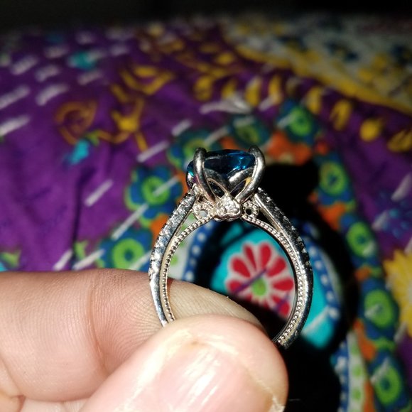 4 carat excellent London blue ring with cz sterling silver cushion shape - Picture 2 of 4